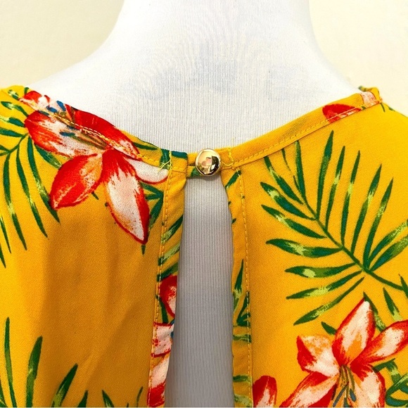 IRIS Women’s Large Hi-Low Skort Set with V-Neck Tie Crop Blouse Yellow Floral - Picture 6 of 16